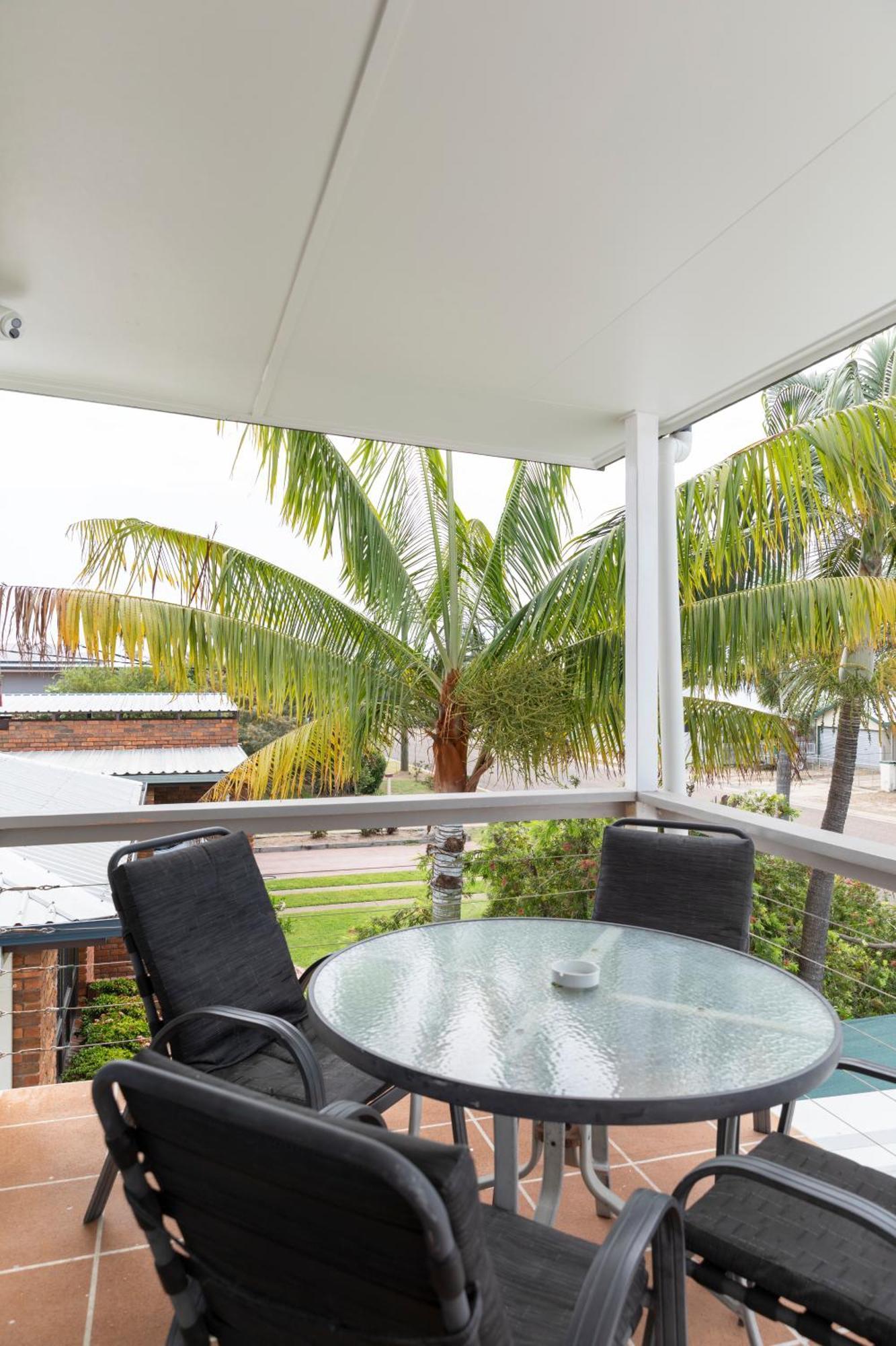 Palm View Holiday Apartments Bowen Zewnętrze zdjęcie